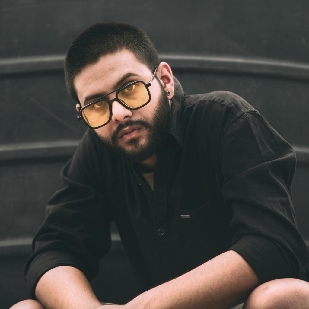 servicios de barbería y peluquería en Almoradí